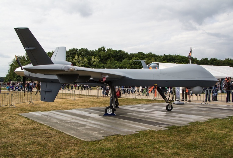 Media: Sztuczna inteligencja podczas testów chciała "zabić" swojego operatora