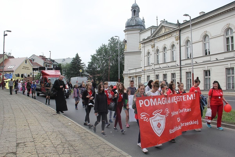 Pielgrzymka Szkolnych Kół Caritas, cz. 2