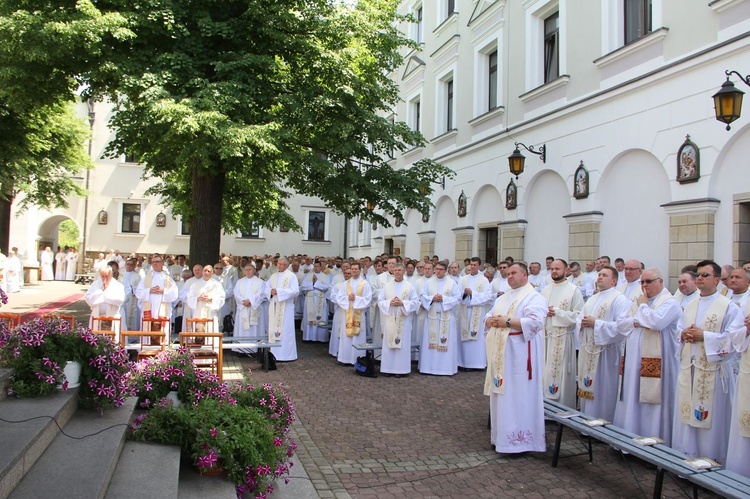 Tuchów. Pielgrzymka kapłanów 2019