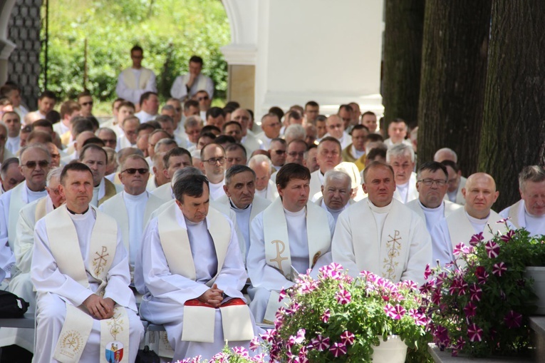 Tuchów. Pielgrzymka kapłanów 2019