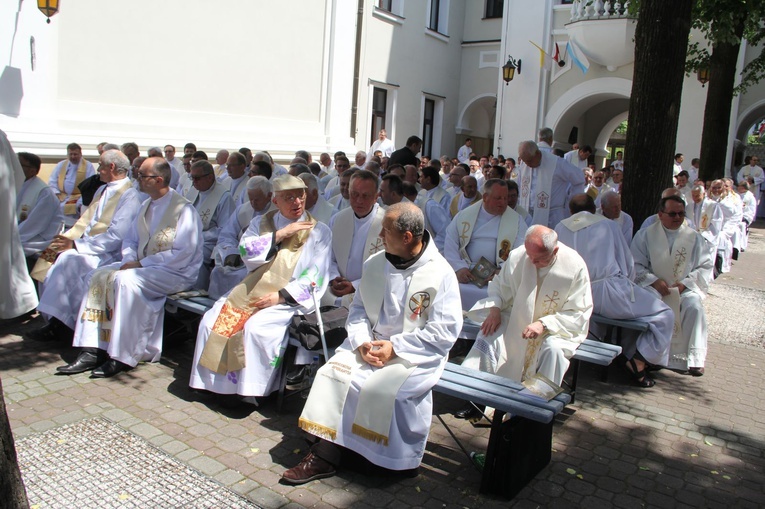 Tuchów. Pielgrzymka kapłanów 2019