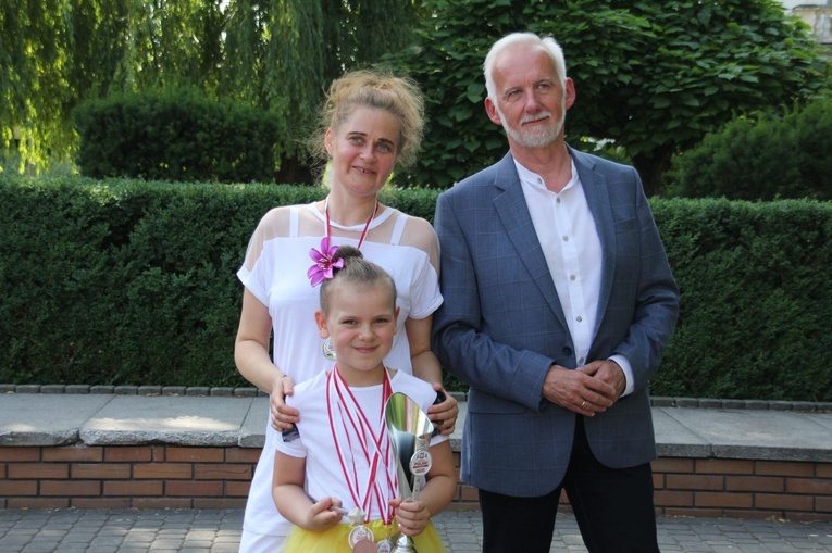 Mażoretki "Blask" multimedalistkami