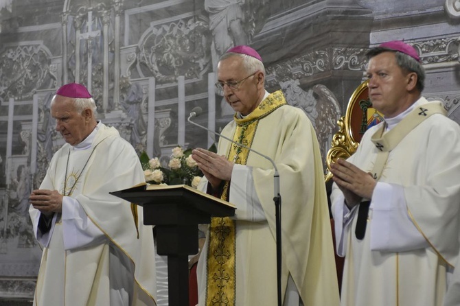 Msza św. w świdnickiej katedrze dla Konferencji Episkopatu Polski