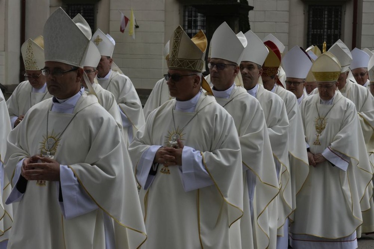 Msza św. w świdnickiej katedrze dla Konferencji Episkopatu Polski