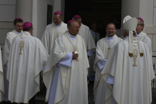 Msza św. w świdnickiej katedrze dla Konferencji Episkopatu Polski