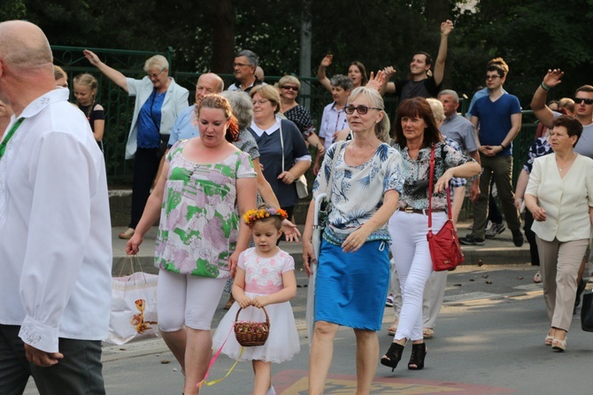 Pielgrzymka oborniczan do nowego sanktuarium św. Antoniego Padewskiego