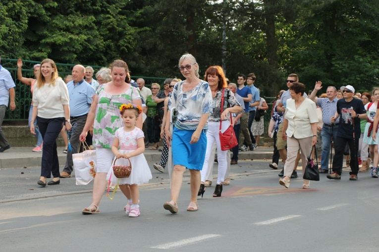 Pielgrzymka oborniczan do nowego sanktuarium św. Antoniego Padewskiego