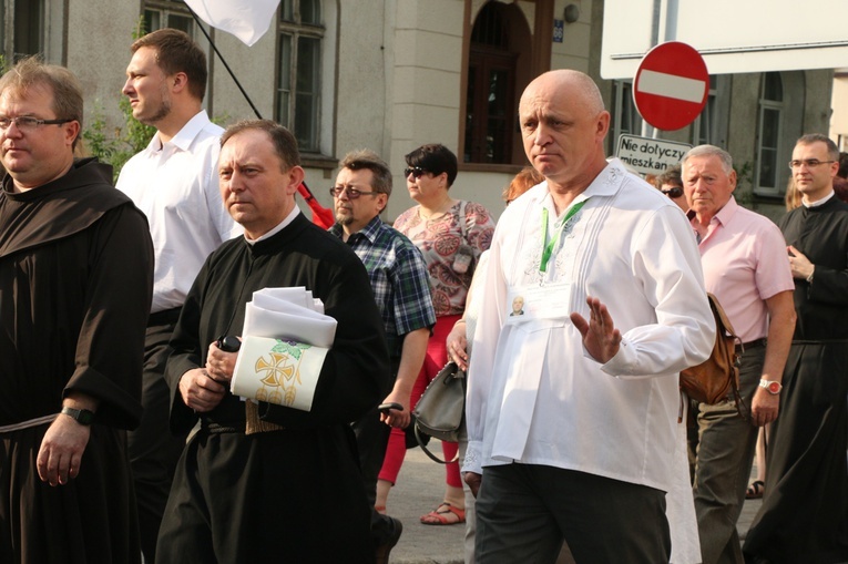 Pielgrzymka oborniczan do nowego sanktuarium św. Antoniego Padewskiego
