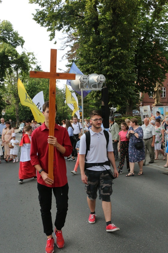 Pielgrzymka oborniczan do nowego sanktuarium św. Antoniego Padewskiego