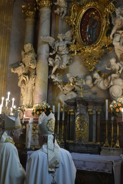 Msza św. w świdnickiej katedrze dla Konferencji Episkopatu Polski