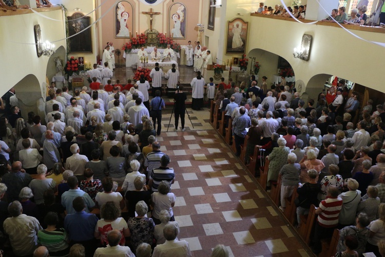 Pielgrzymka oborniczan do nowego sanktuarium św. Antoniego Padewskiego