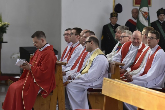 Msza się dla KEP w sanktuarium Relikwii Drzewa Krzyża Świętego w Wałbrzychu