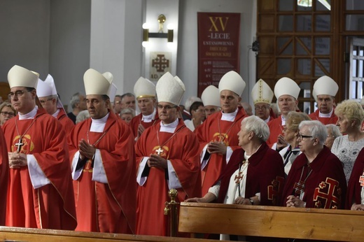 Msza się dla KEP w sanktuarium Relikwii Drzewa Krzyża Świętego w Wałbrzychu