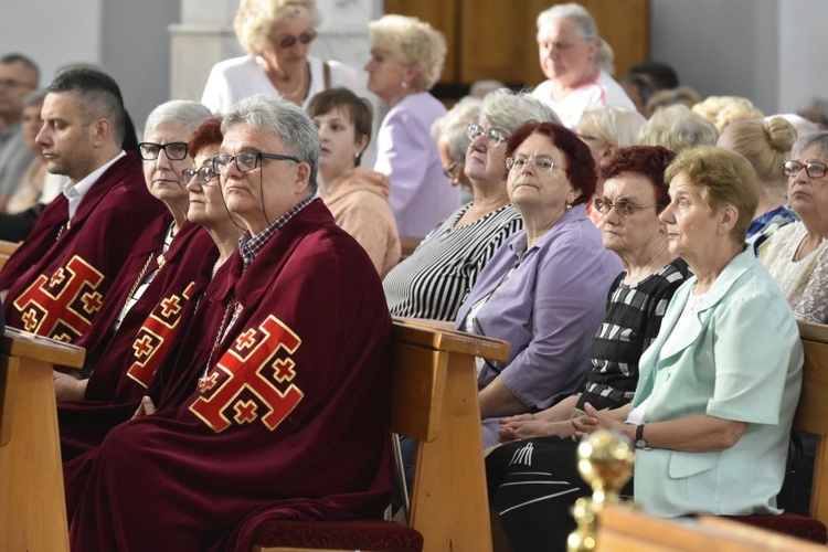 Msza się dla KEP w sanktuarium Relikwii Drzewa Krzyża Świętego w Wałbrzychu