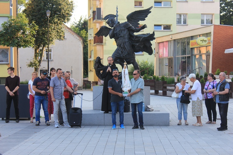 Różaniec na Rynku w Lubinie