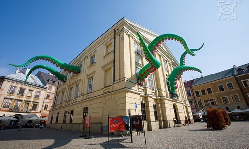 Festiwal rozpoczął się od niecodziennego widoku Trybunału Koronnego.