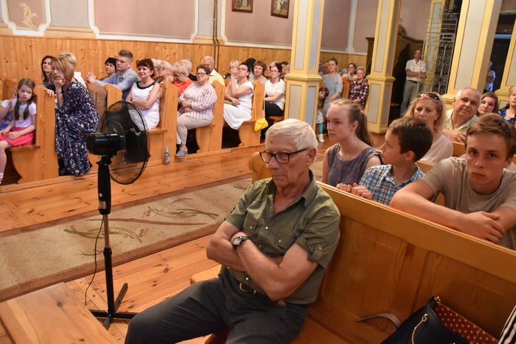 Koncert u Mniszek Klarysek Kapucynek w Przasnyszu