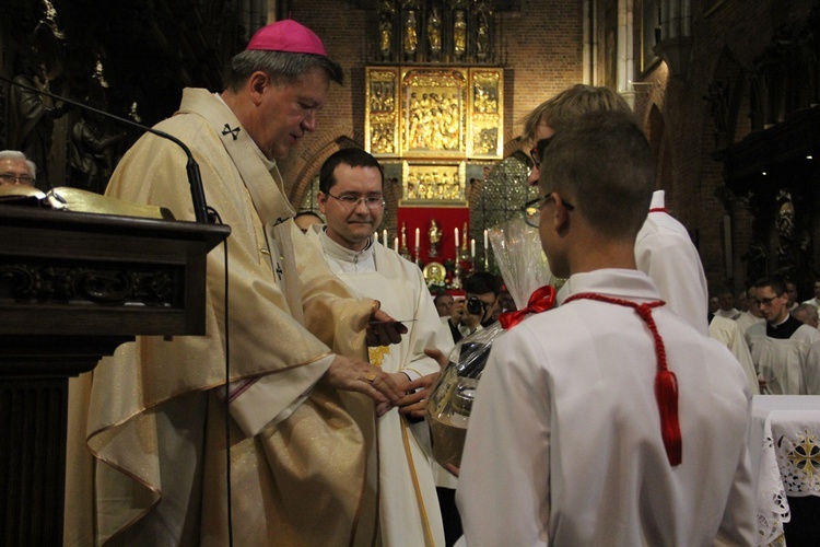 6. rocznica ingresu abp. Kupnego oraz promocja lektorów i ceremoniarzy