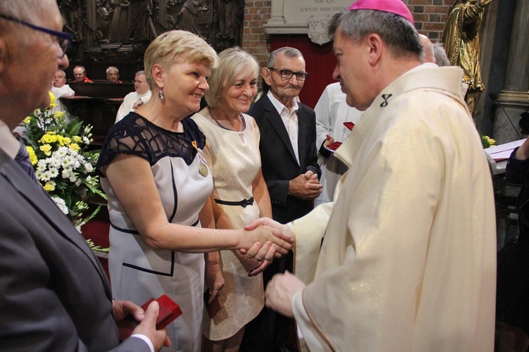 6. rocznica ingresu abp. Kupnego oraz promocja lektorów i ceremoniarzy