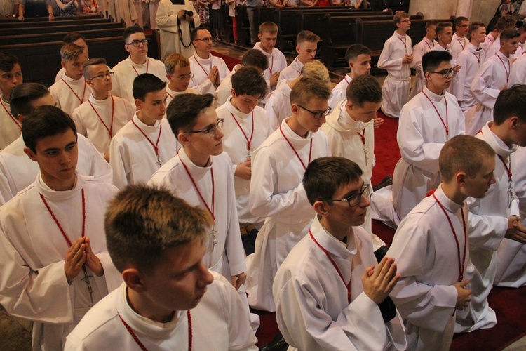 6. rocznica ingresu abp. Kupnego oraz promocja lektorów i ceremoniarzy