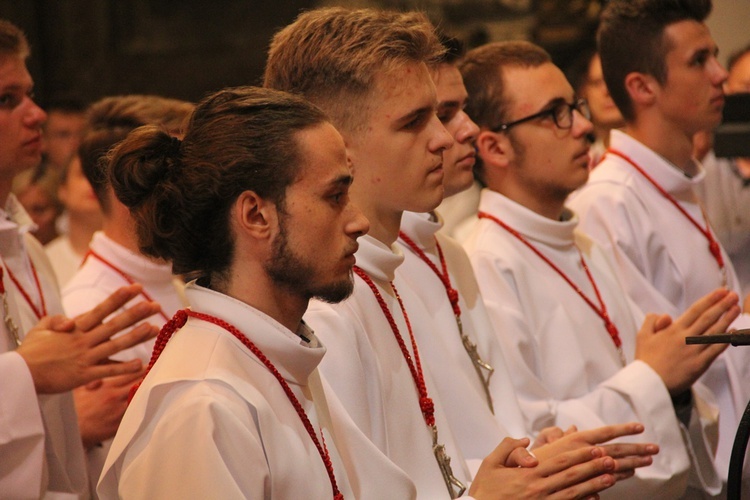 6. rocznica ingresu abp. Kupnego oraz promocja lektorów i ceremoniarzy