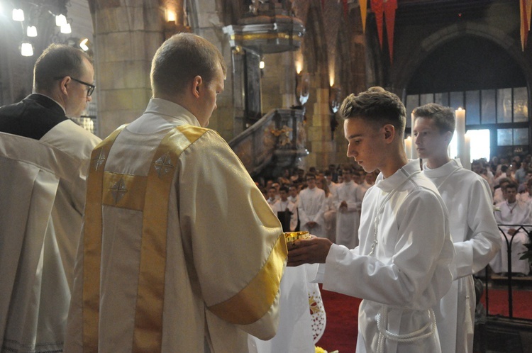 6. rocznica ingresu abp. Kupnego oraz promocja lektorów i ceremoniarzy