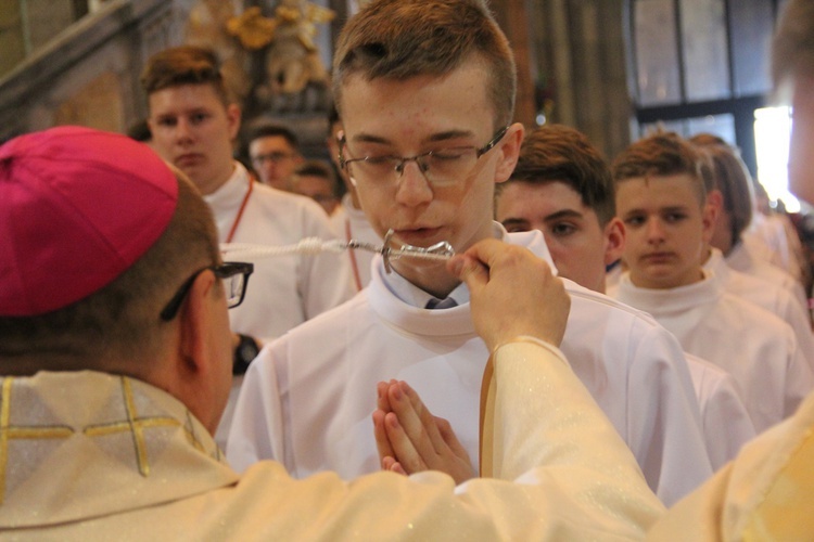 6. rocznica ingresu abp. Kupnego oraz promocja lektorów i ceremoniarzy