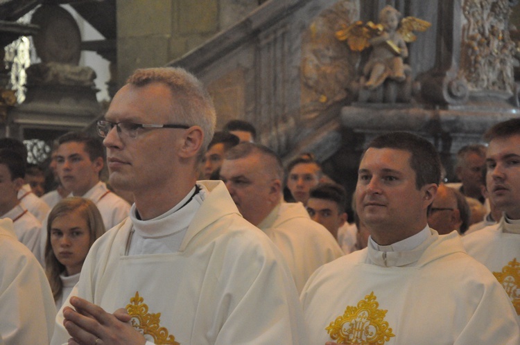 6. rocznica ingresu abp. Kupnego oraz promocja lektorów i ceremoniarzy