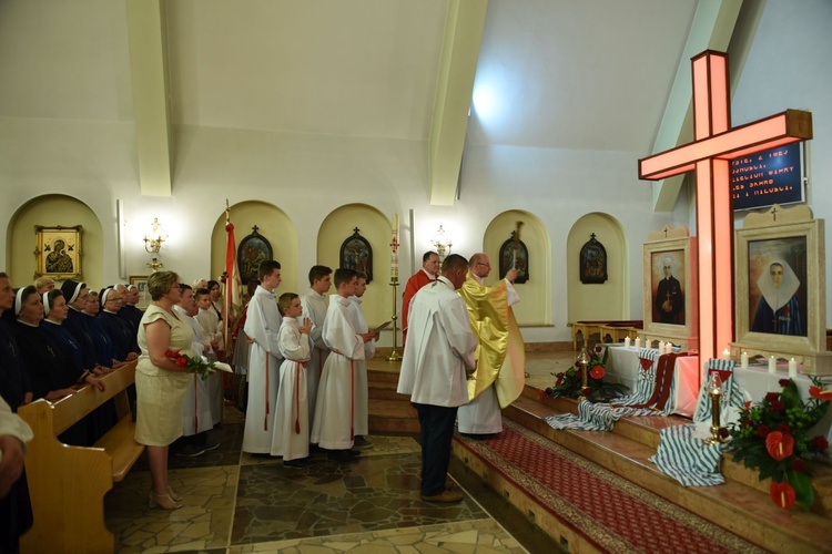 Bł. s. Celestyna i bł. ks. Roman w Zabrzeży