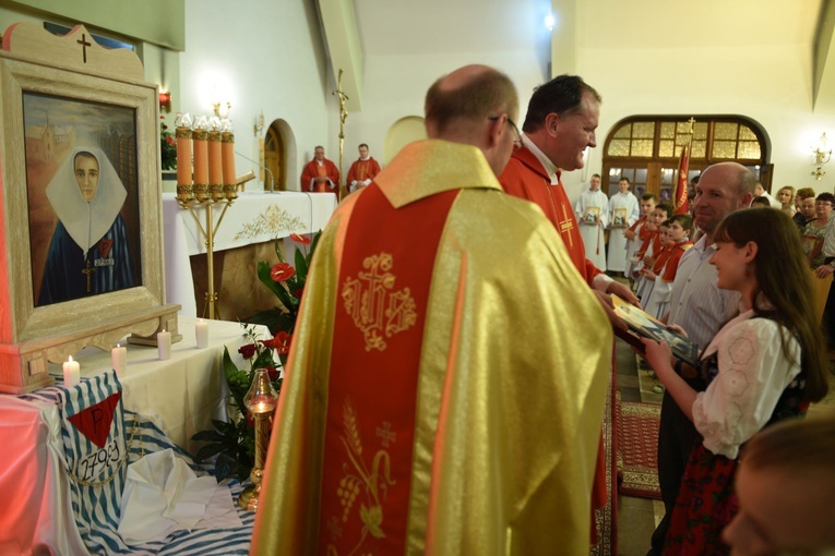 Bł. s. Celestyna i bł. ks. Roman w Zabrzeży