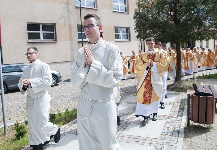 Święcenia diakonatu, cz. 1