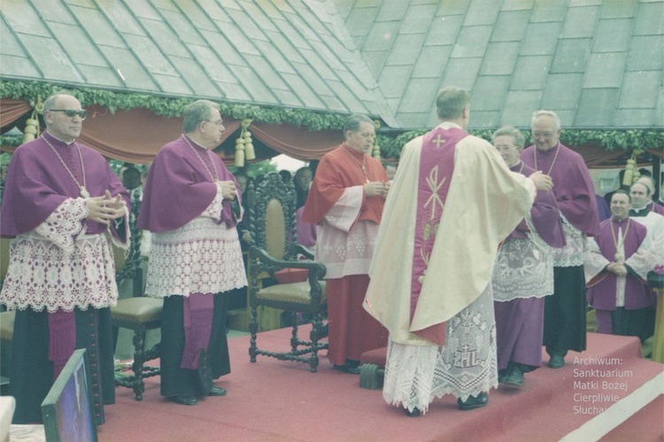 Koronacja obrazu Matki Bożej Cierpliwie Słuchającej w Rokitnie