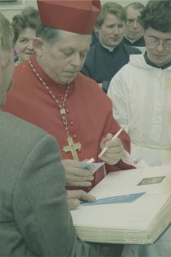 Koronacja obrazu Matki Bożej Cierpliwie Słuchającej w Rokitnie