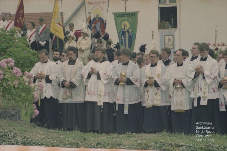 Koronacja obrazu Matki Bożej Cierpliwie Słuchającej w Rokitnie