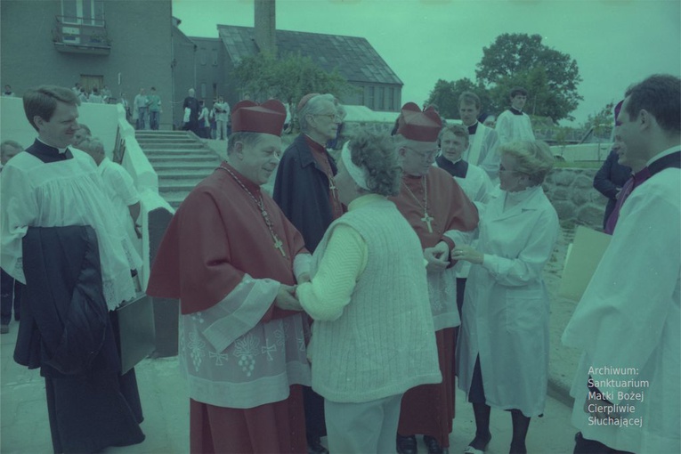 Koronacja obrazu Matki Bożej Cierpliwie Słuchającej w Rokitnie