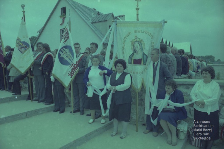 Koronacja obrazu Matki Bożej Cierpliwie Słuchającej w Rokitnie