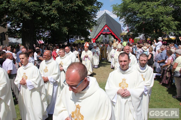 Odpust w sanktuarium Matki Bożej Cierpliwie Słuchającej w Rokitnie