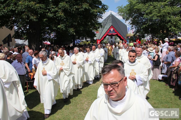 Odpust w sanktuarium Matki Bożej Cierpliwie Słuchającej w Rokitnie