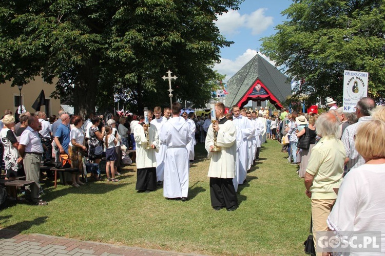 Odpust w sanktuarium Matki Bożej Cierpliwie Słuchającej w Rokitnie