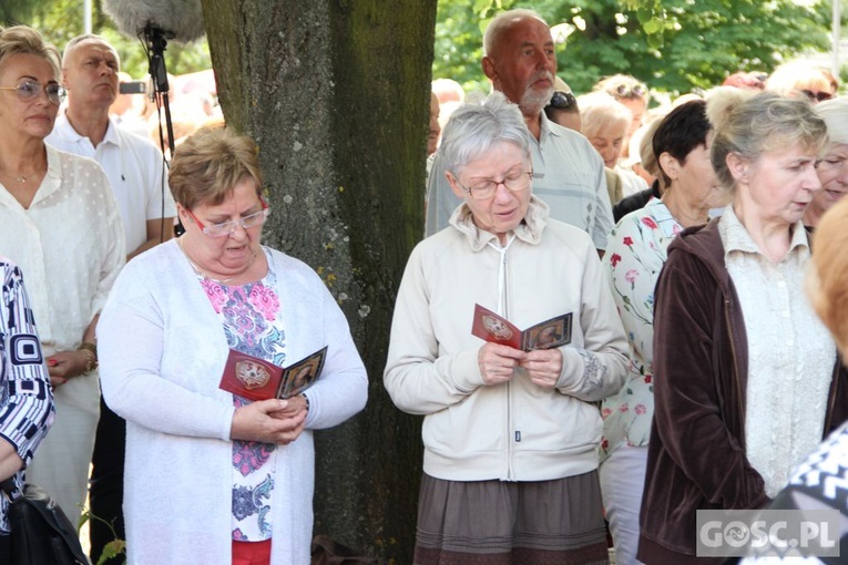 Odpust w sanktuarium Matki Bożej Cierpliwie Słuchającej w Rokitnie