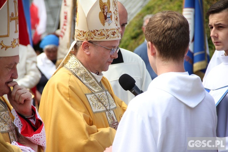 Odpust w sanktuarium Matki Bożej Cierpliwie Słuchającej w Rokitnie