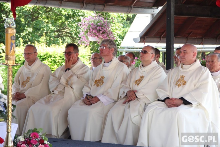 Odpust w sanktuarium Matki Bożej Cierpliwie Słuchającej w Rokitnie