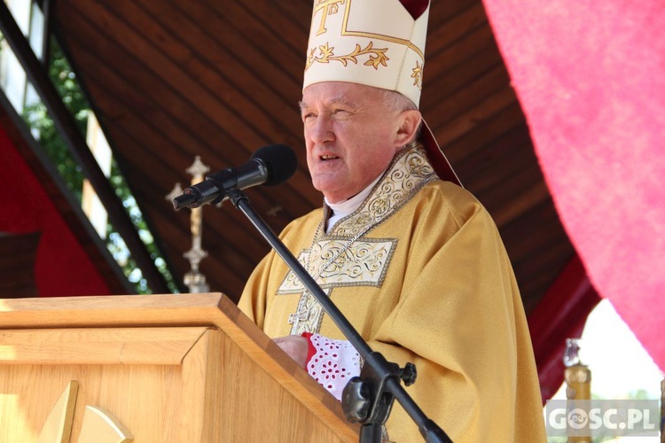 Odpust w sanktuarium Matki Bożej Cierpliwie Słuchającej w Rokitnie