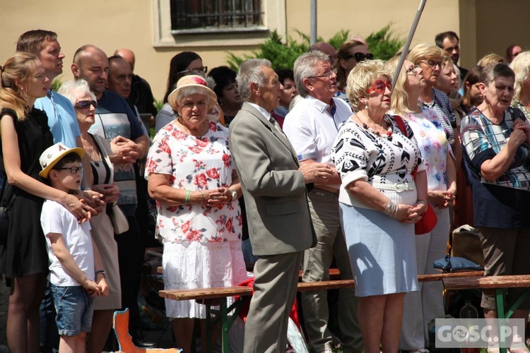 Odpust w sanktuarium Matki Bożej Cierpliwie Słuchającej w Rokitnie