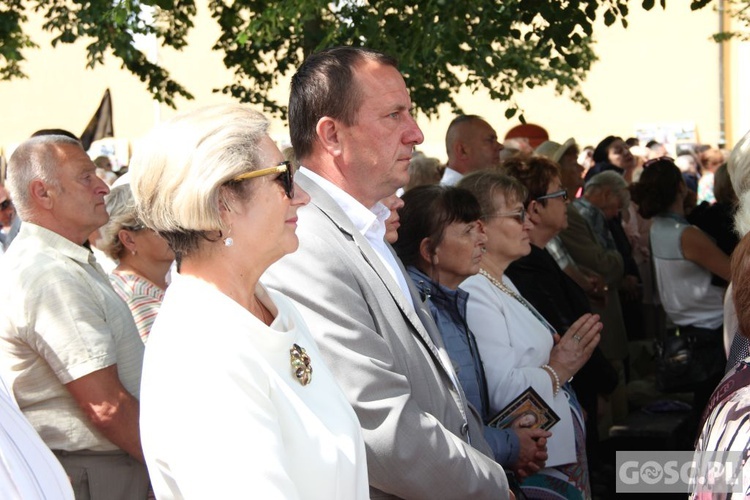 Odpust w sanktuarium Matki Bożej Cierpliwie Słuchającej w Rokitnie