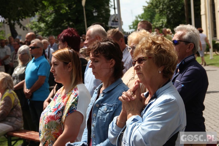 Odpust w sanktuarium Matki Bożej Cierpliwie Słuchającej w Rokitnie