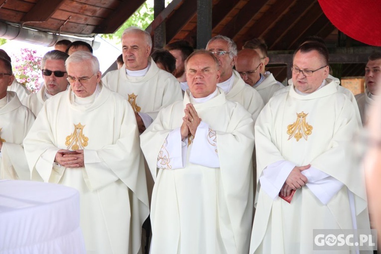 Odpust w sanktuarium Matki Bożej Cierpliwie Słuchającej w Rokitnie