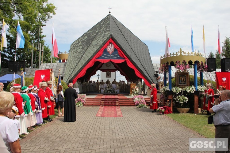 Odpust w sanktuarium Matki Bożej Cierpliwie Słuchającej w Rokitnie