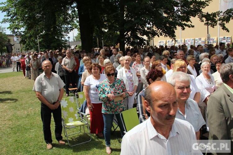 Odpust w sanktuarium Matki Bożej Cierpliwie Słuchającej w Rokitnie