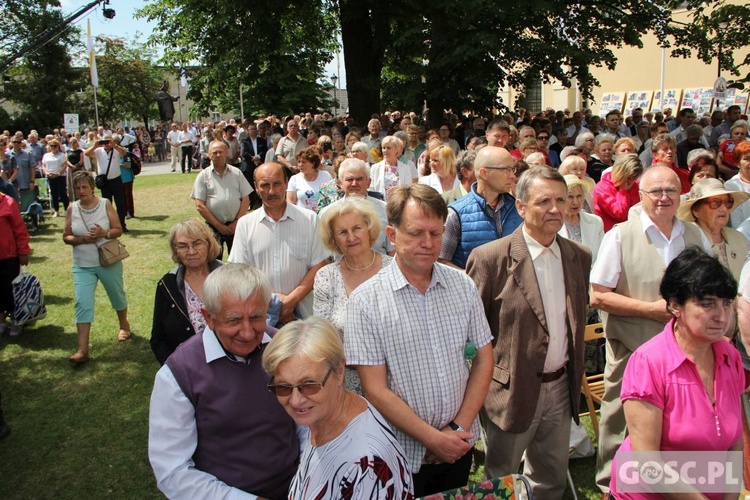 Odpust w sanktuarium Matki Bożej Cierpliwie Słuchającej w Rokitnie